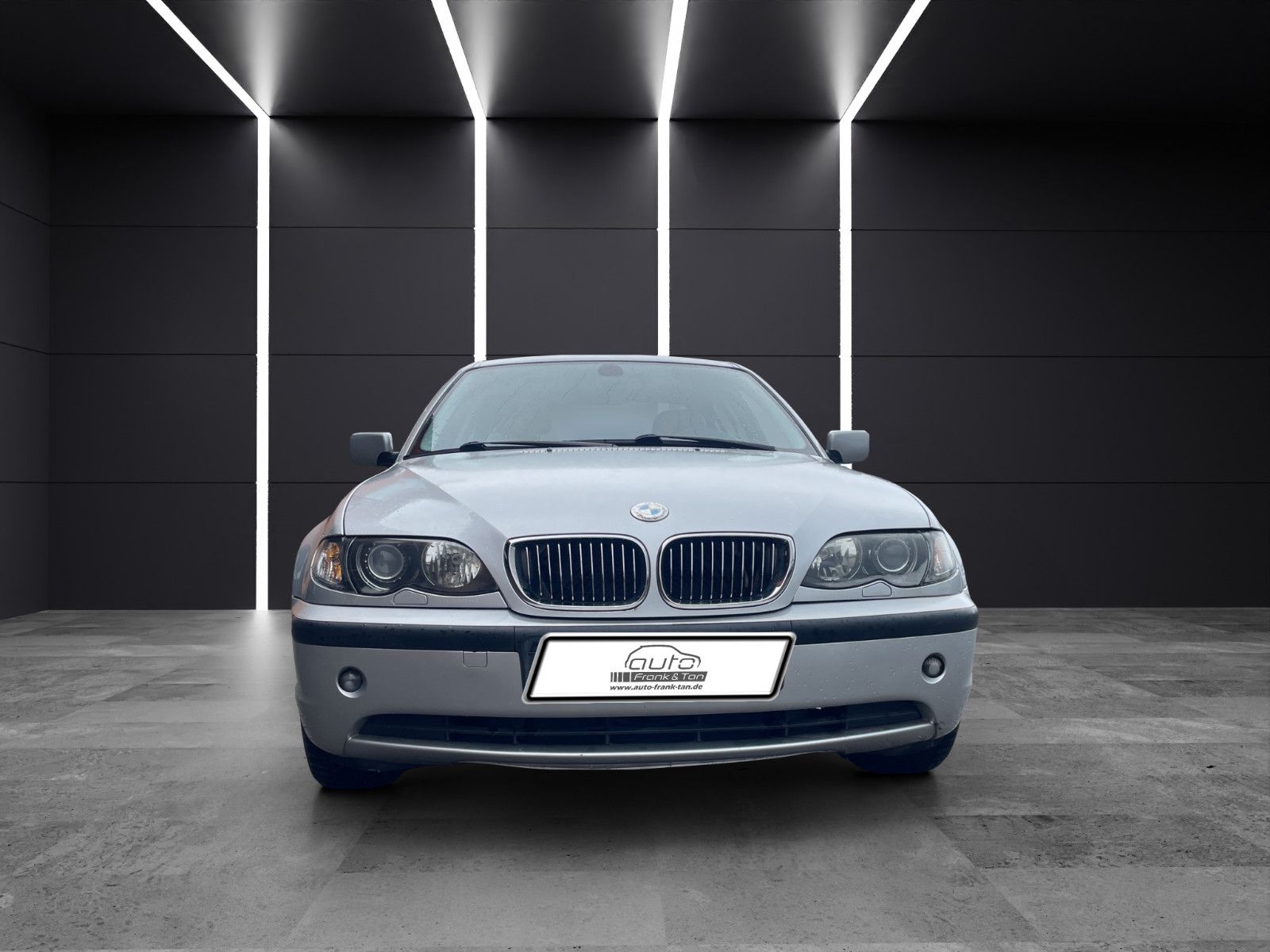 Fahrzeugabbildung BMW 320 Lim. Navi*Xenon*Shzg*Klimaauto
