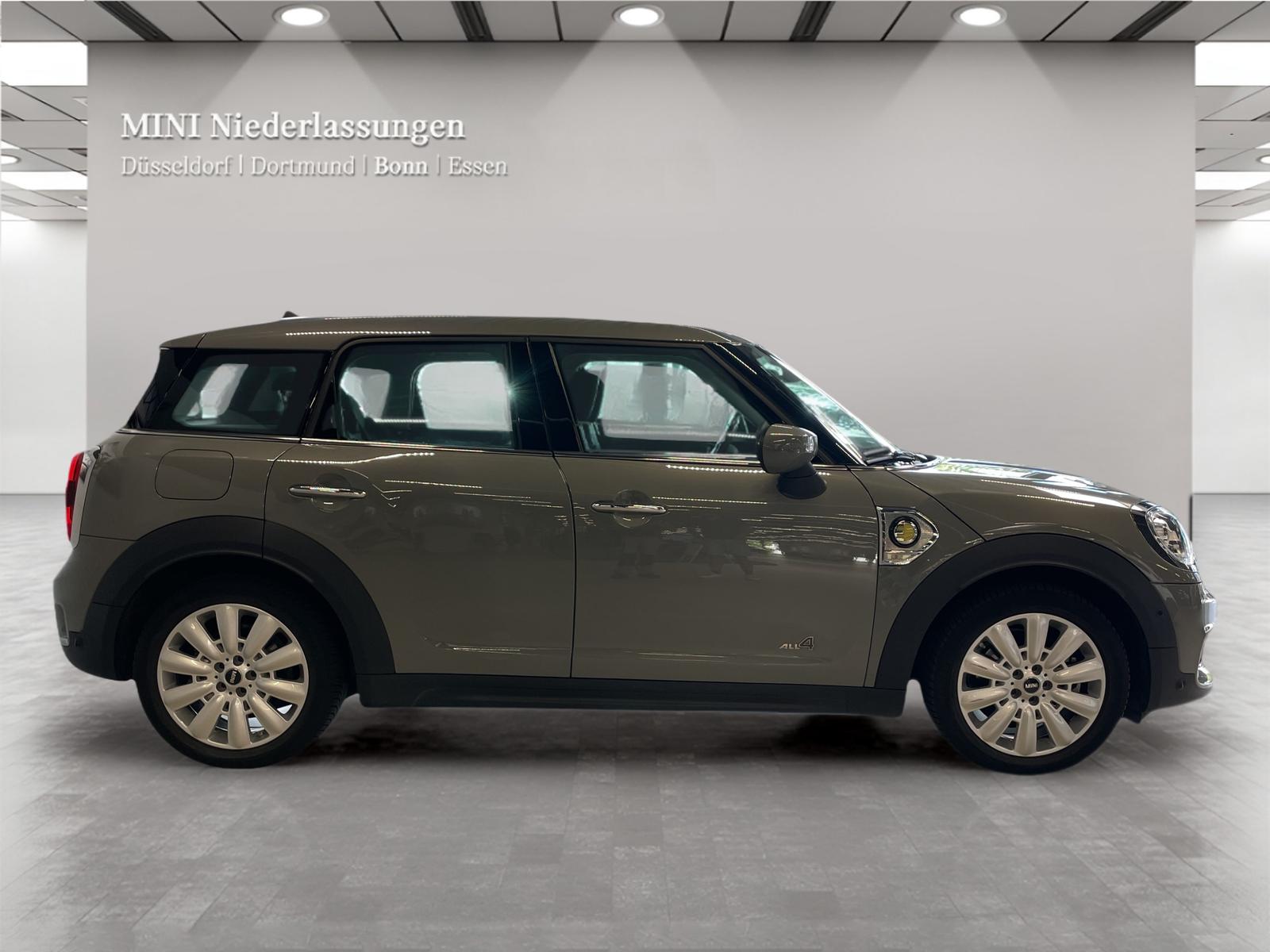 MINI Cooper S E ALL4 Navi Parkassist Sportsitze LED