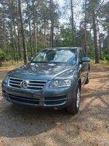 Volkswagen Touareg 2.5 R5 TDI Standard - Volkswagen Touareg: Standard