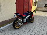 Aprilia RSV4 Factory "Lava-Red" - Angebote