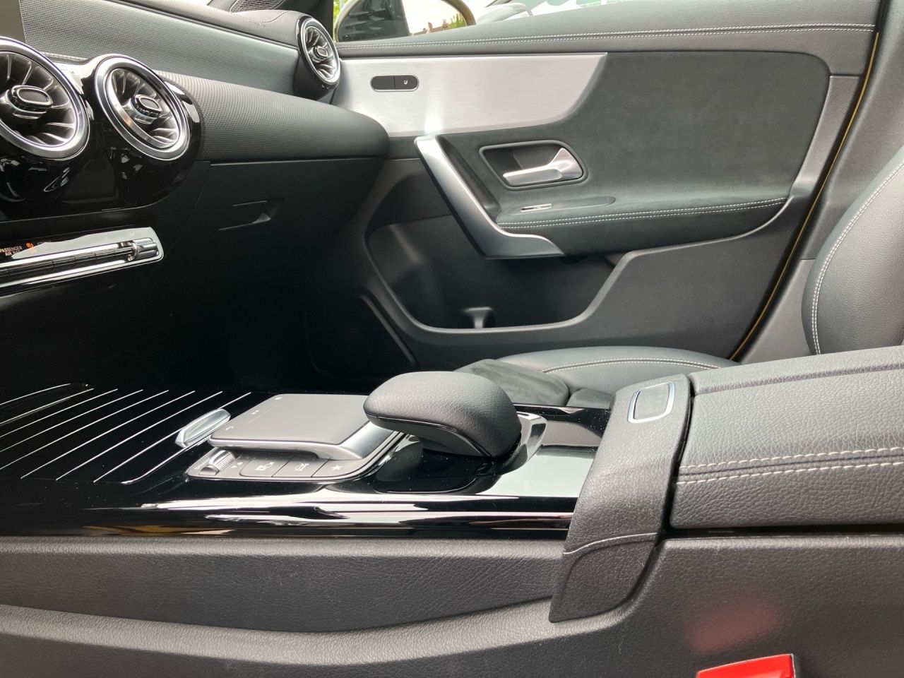 Fahrzeugabbildung Mercedes-Benz CLA 250 e SB AMG Night+Memo+FahrassPak+360°+Ambi