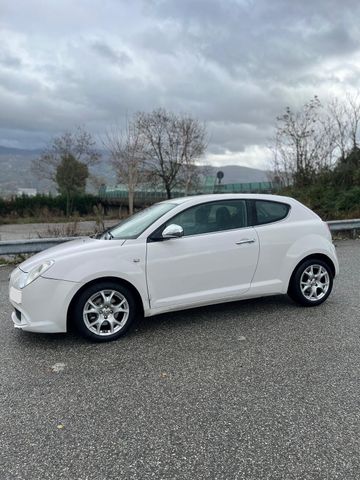 Alfa Romeo MiTo 1.6 JTDm 16V Distinctive Sport P