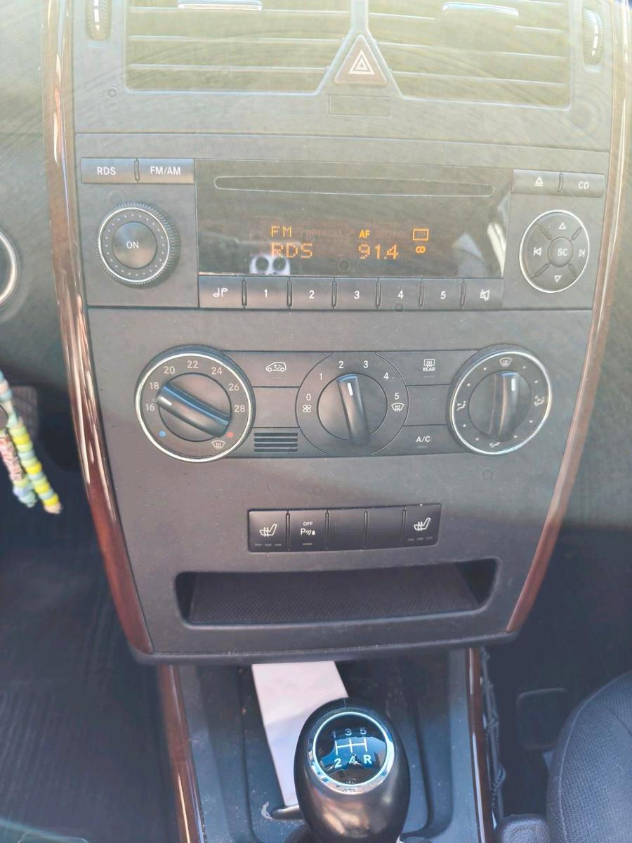 Mercedes-Benz A170 2006 — photo 8