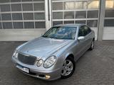 Mercedes-Benz E 200 Kompressor  Limousine +Steuerkette Neu* - Mercedes-Benz E 200: Kompressor