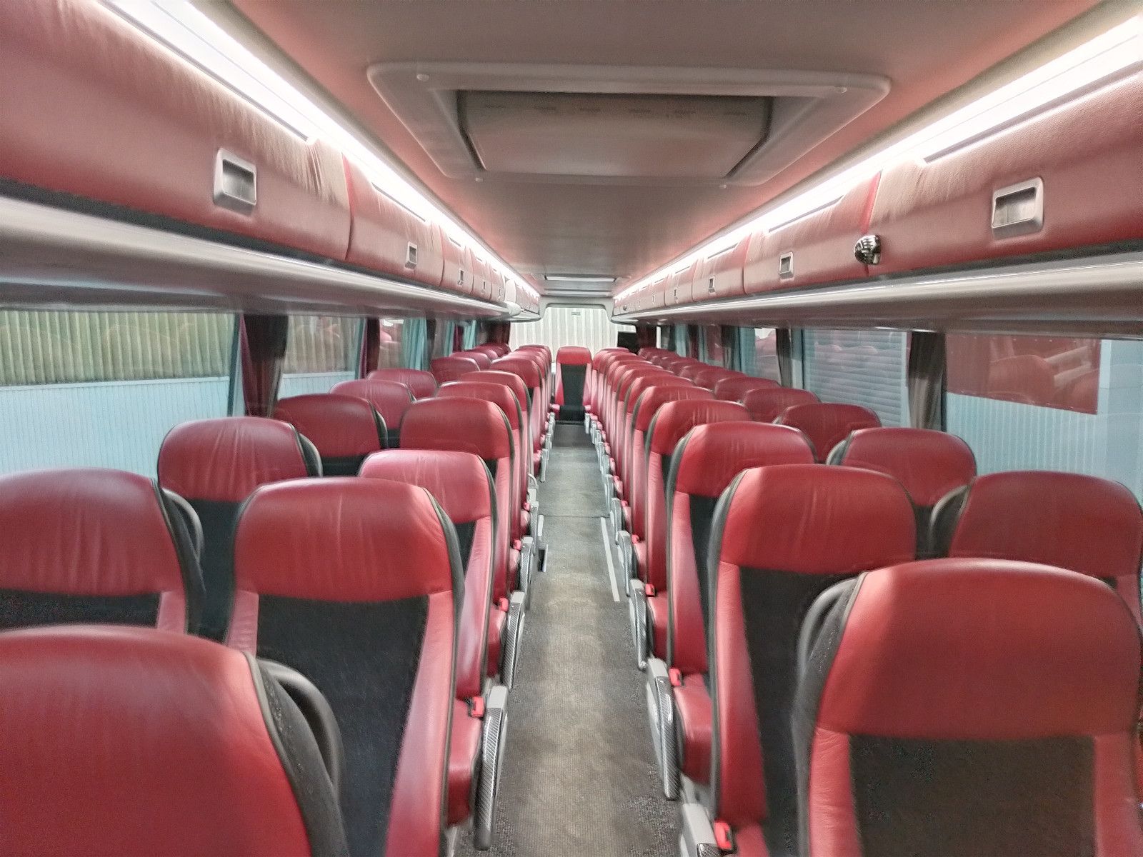 VANHOOL  2018 - Image 34 of 50