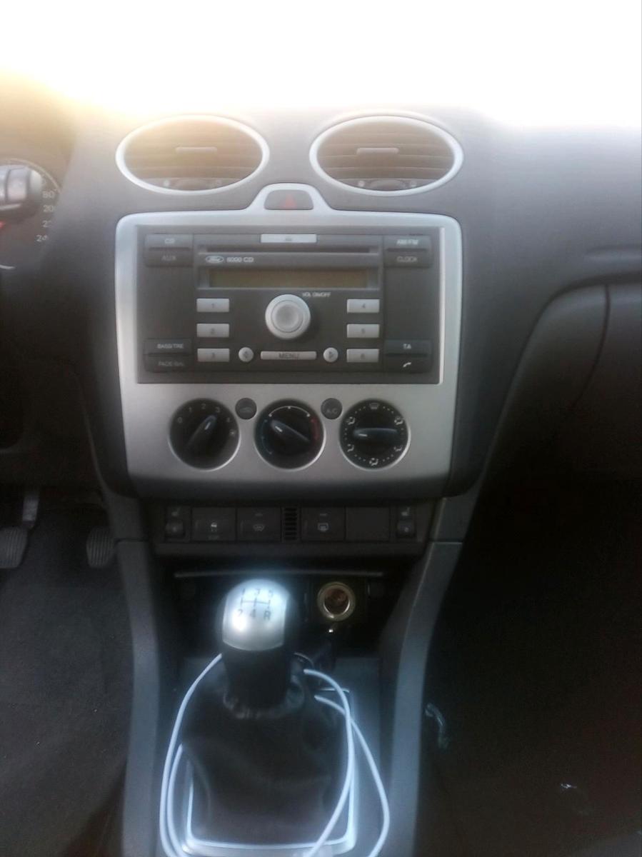 Ford Focus 2006 — photo 5