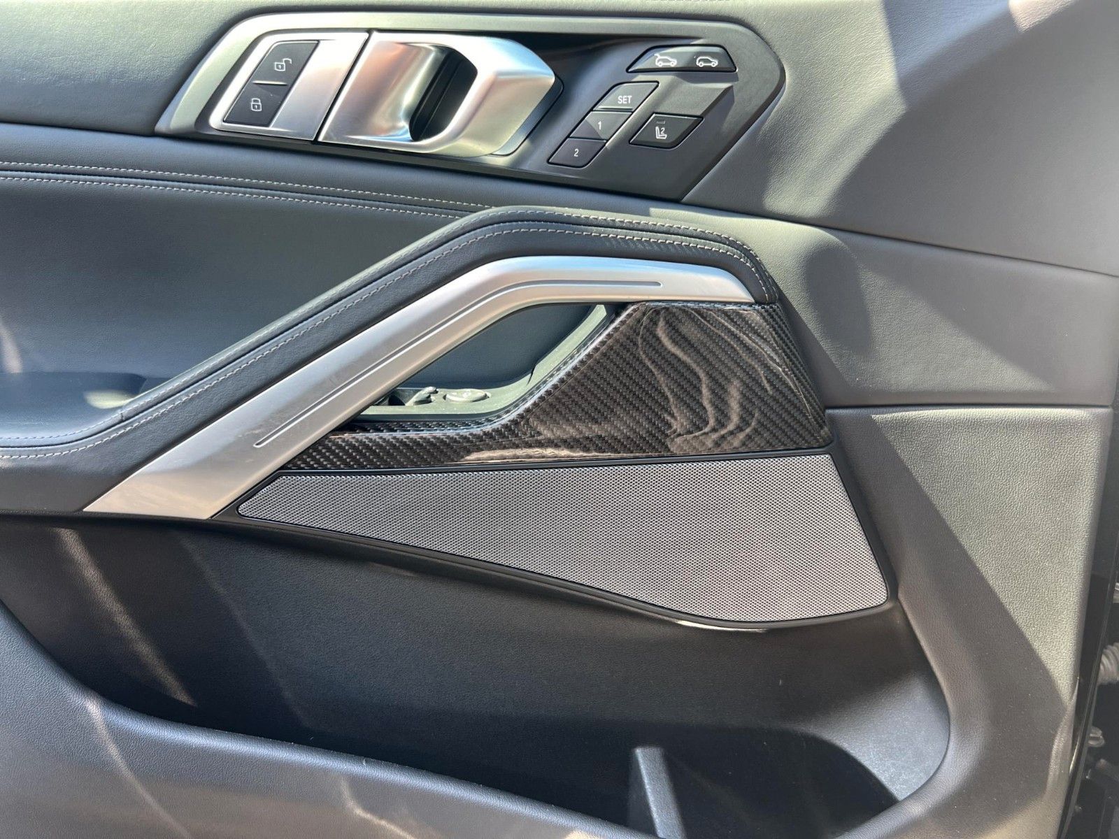 BMW X6 40d xD M Sport PanoSky Laser ACC 360° HUD H&K foto 22