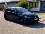 Volkswagen Golf 7.5 R - DCC + MATRIX + 310 PS + DYNAUDIO 