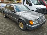 Mercedes-Benz 200 - gebrauchte Mercedes-Benz 200 aus dem Jahr 1991