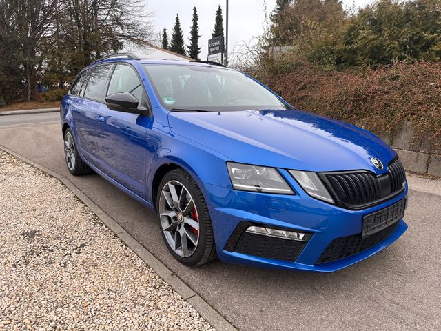 Skoda Octavia Combi RS 4x4 Pano 2.0 TDI Virtuelles Co