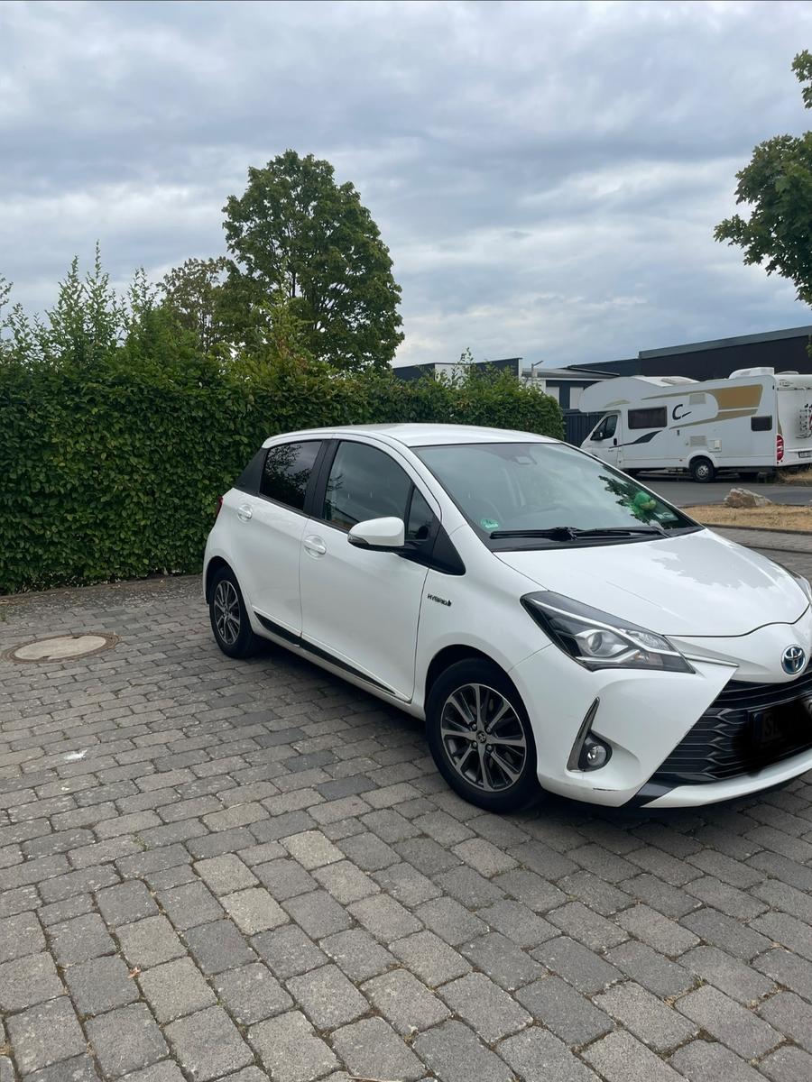 Toyota Yaris Hybrid