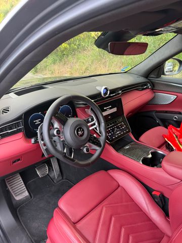 MASERATI Grecale