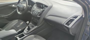 Ford Focus - 11