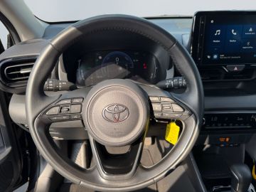 Toyota Yaris - 12