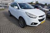 Hyundai ix35 Style 2WD *** ERSTE HAND, SUPER ZUSTAND *** - Hyundai ix35 mit Anhängerkupplung