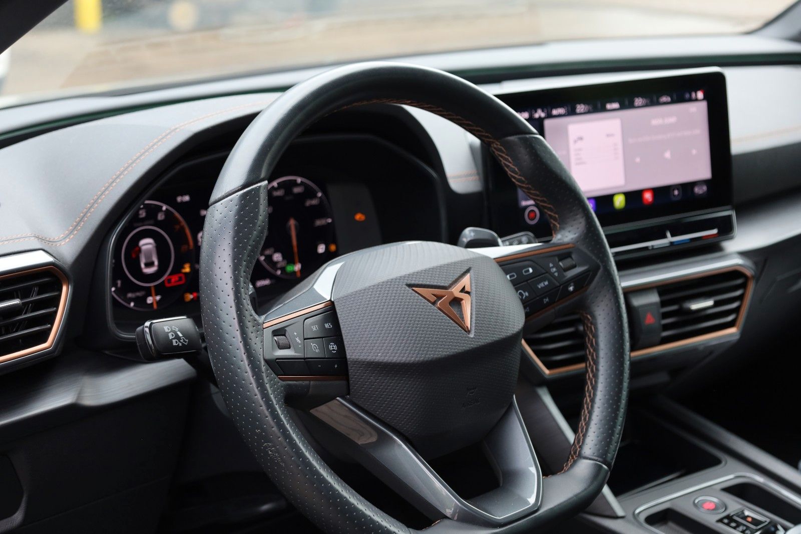 Fahrzeugabbildung CUPRA Sportstourer 2,0 TSI DSG *AHZV *Leder *PANO