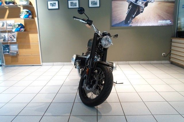Fahrzeugabbildung BMW R18