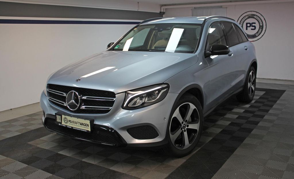 Image of Mercedes-Benz GLC 350