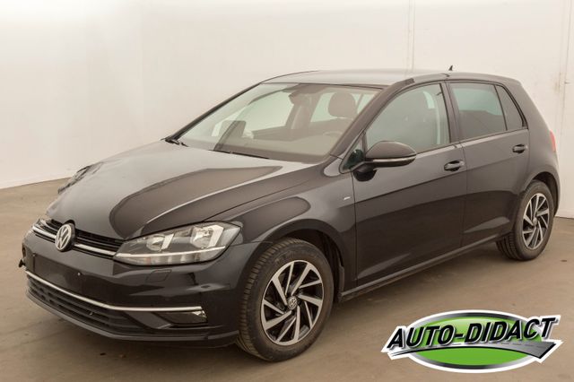 Volkswagen Golf 1.0 TSI 85kw Carpas