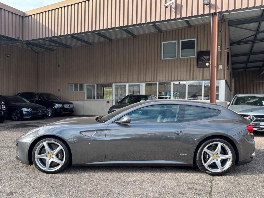 Ferrari FF