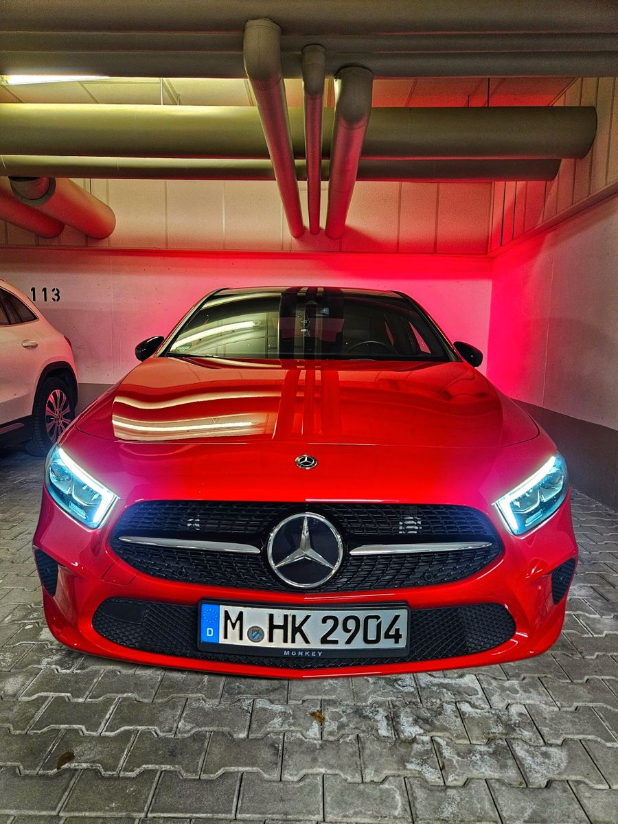 MERCEDES-BENZ A 200 -