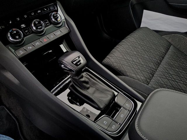 Karoq 2.0TDI Aut. Style 4x4 Navi SHZ Matrix