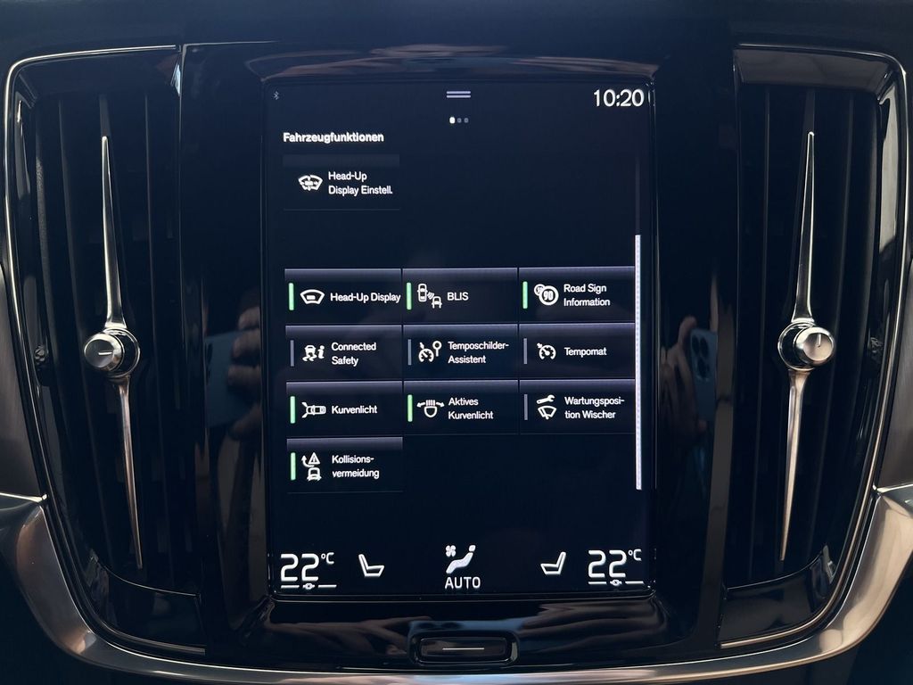 Volvo V90 T5 Momentum AHK *KEIN VERKAUF AN PRIVAT*