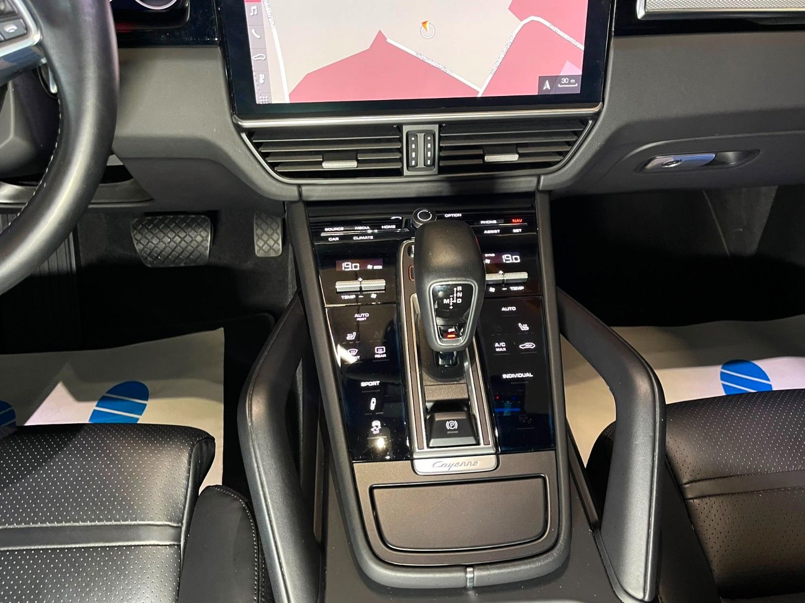 Porsche Cayenne schwenkbare AHK,Leder, Kamera foto 13