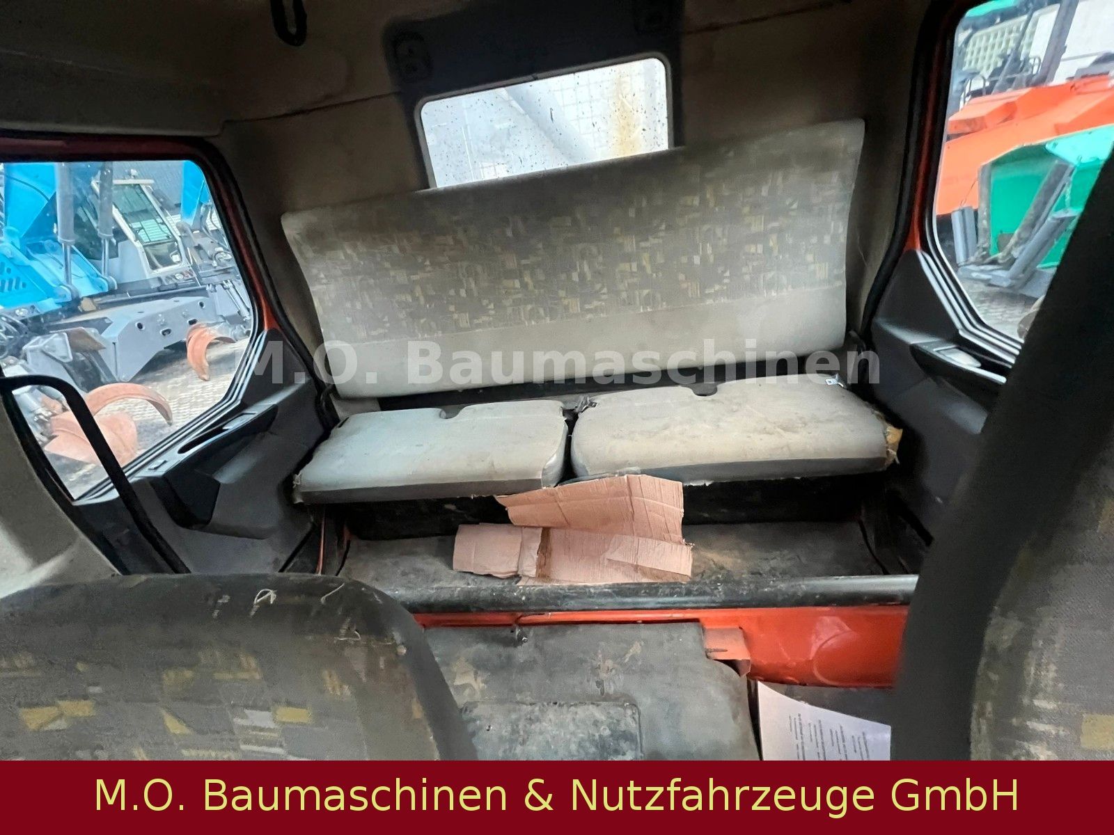 Fahrzeugabbildung Renault Midlum 180-12 / Doka / 3-seiten Kipper /