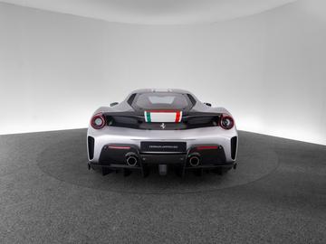 صورة 6 لـ 2019 Ferrari 488 PISTA