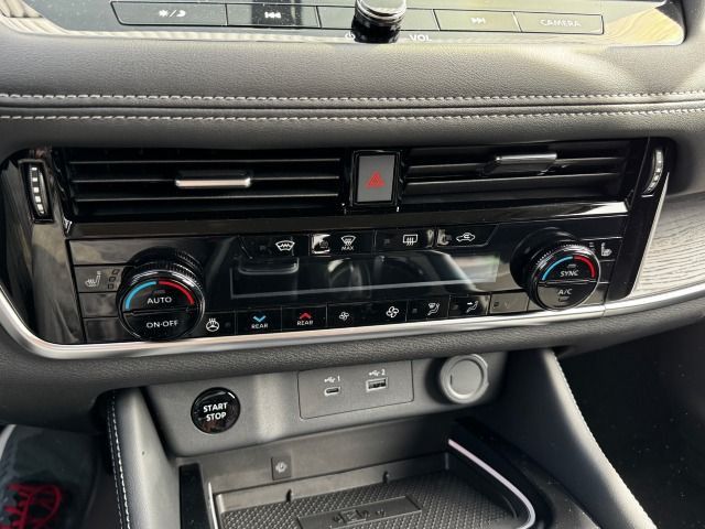 Fahrzeugabbildung Nissan X-Trail 1.5 VC-T e-Power Tekna 20Zoll*PP*HUD