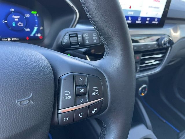 Fahrzeugabbildung Ford Kuga Plug-In Hybrid Titanium X LED HeadUpDisplay