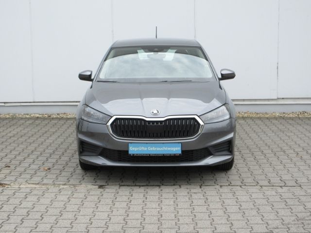 Fabia 1.0 TSI 95 PS Active LED/PDC/SHZ/DAB/TEL.-