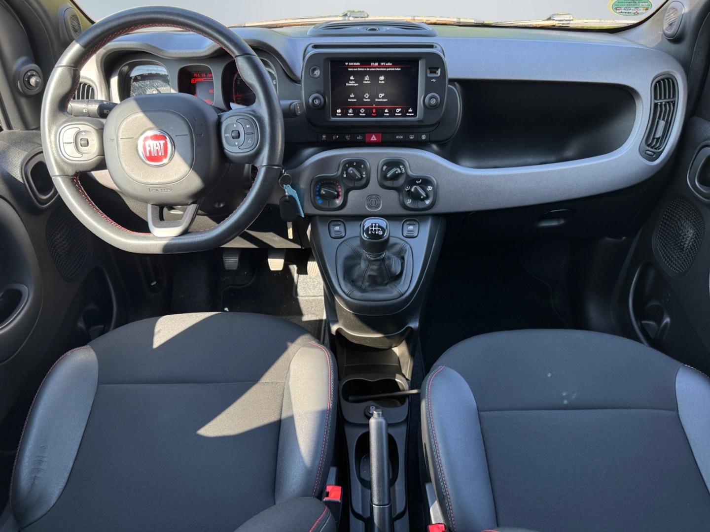 Fiat Panda Sport 1,0 GSE Klima Sportpaket DAB PDC Ber