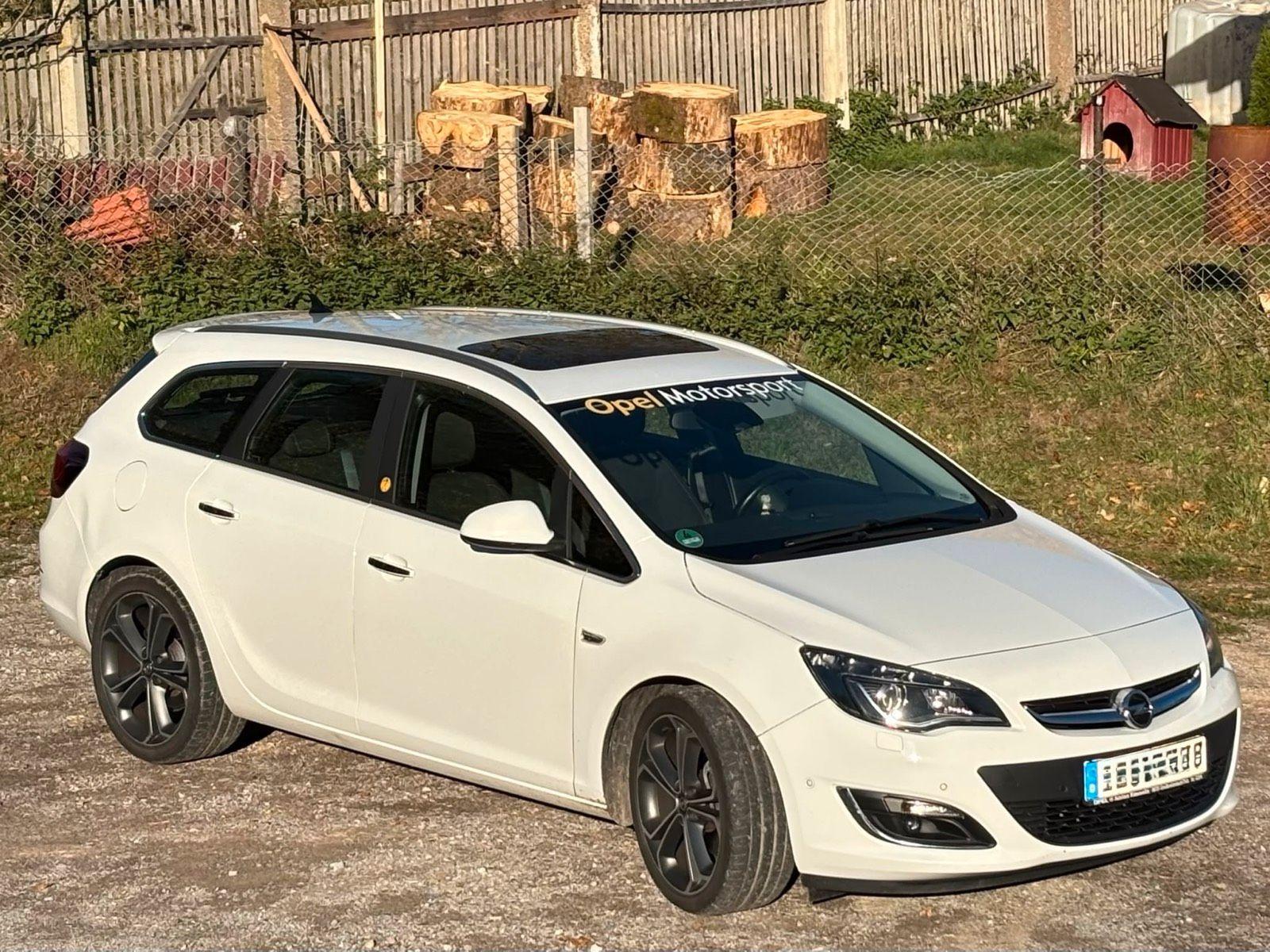 Opel Astra 2013 — photo 6