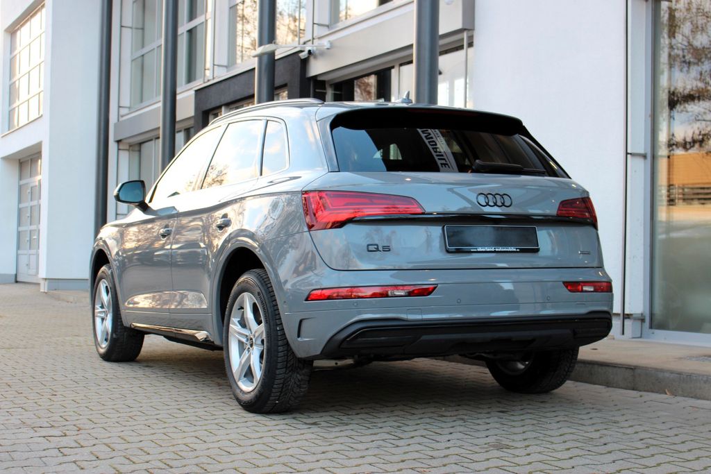 AUDI Q5 40 TDI/MAGNETIC RIDE/MATRIX/ADVANCED AUDI Q5 40 TDI/MAGNETIC RIDE/MATRIX/ADVANCED