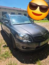Toyota Avensis Combi Executive 2,2-l-D-CAT Executive - Toyota Avensis: Standheizung