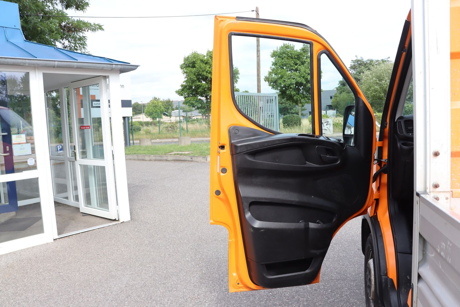 Fahrzeugabbildung Iveco Daily 35S15 3.0 D Kipper * AHK * bis 3.5t 35 150