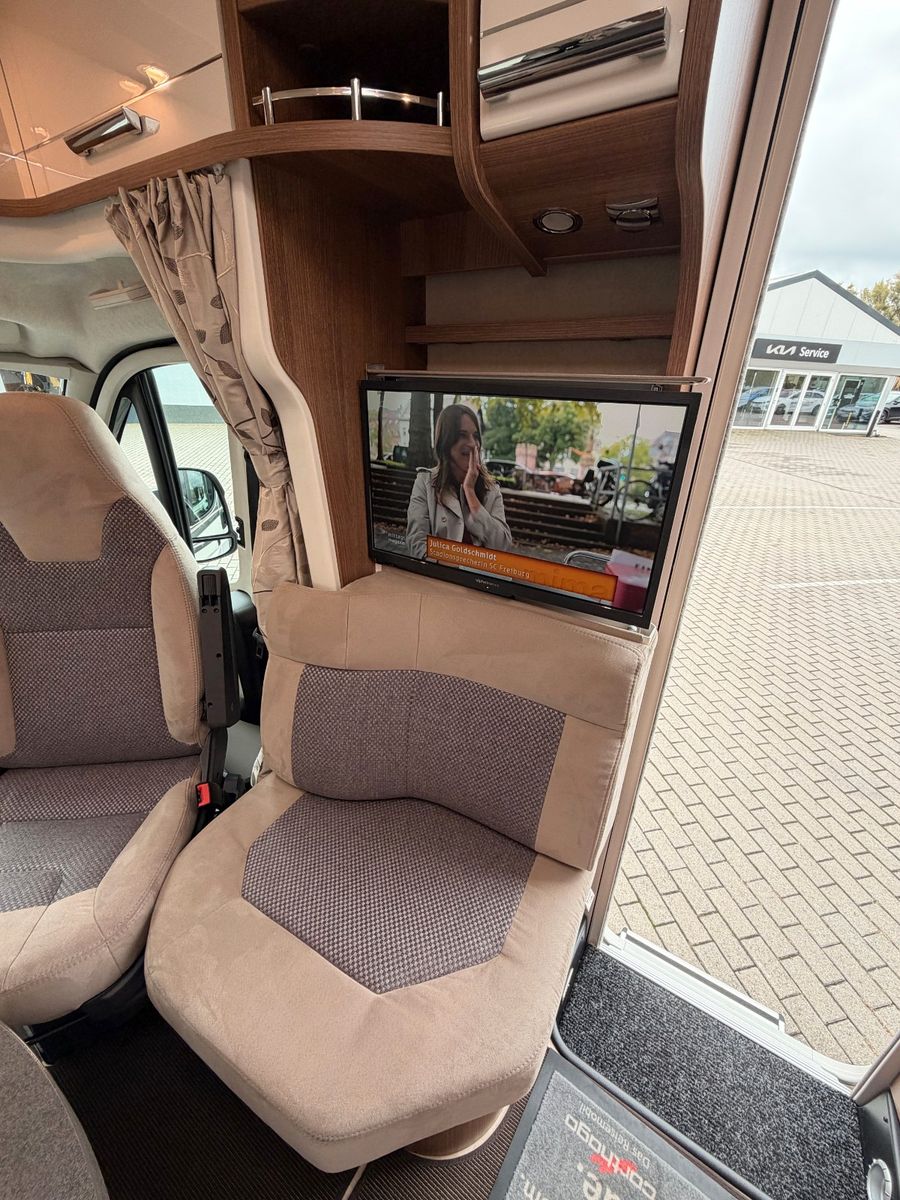 Fahrzeugabbildung Carthago c-tourer T149 LE RB