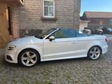 Audi A3 35 TFSI sport Cabriolet sport S-line - Audi A3: Weiß, Cabrio