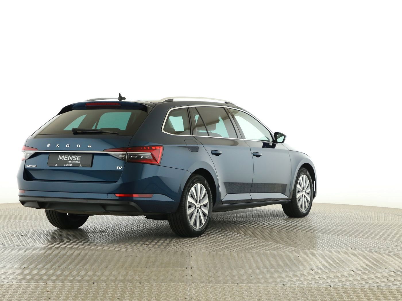 Skoda Superb - Bild 3
