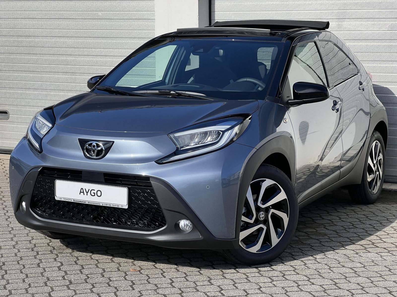 Toyota Aygo X Air Teamplayer Faltdach