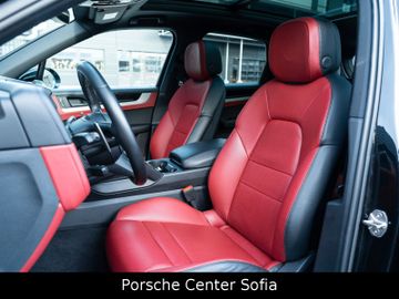 Porsche Cayenne - 10