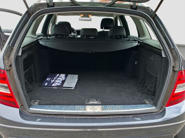 Fahrzeugabbildung Mercedes-Benz C T-Modell 180 T CGI BlueEfficiency (204.231)