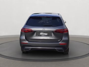 Mercedes E 200 - 4