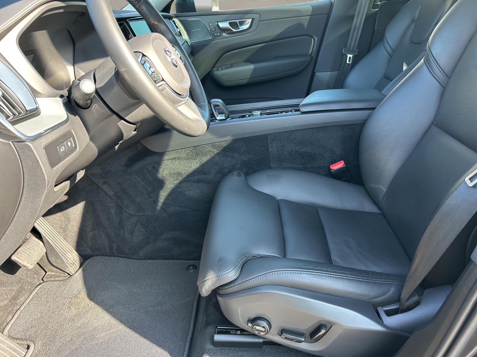Volvo XC60 T8 AWD Ultimate Bright 22LM PANO NAVI LED