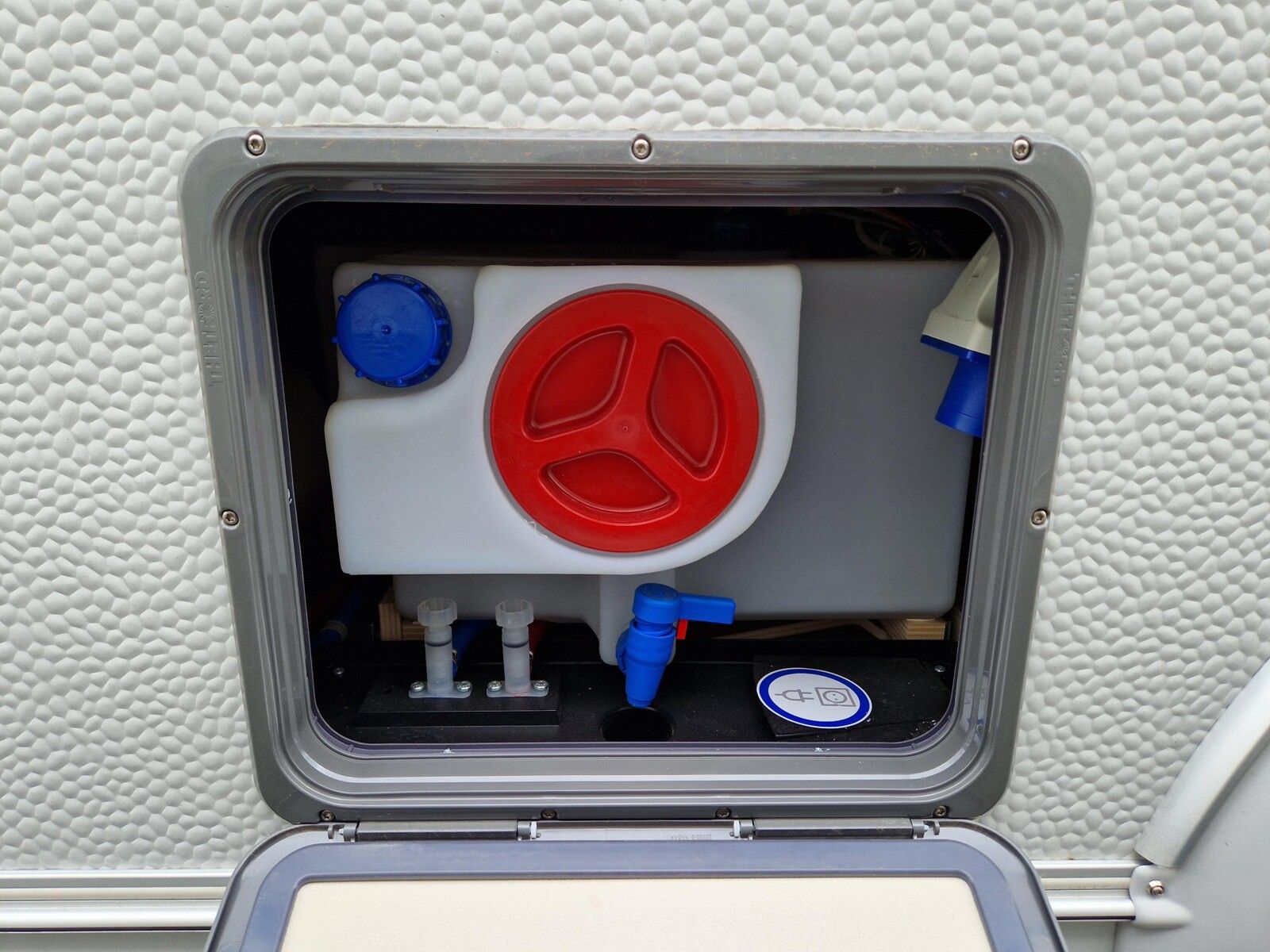 Fahrzeugabbildung Tabbert Cazadora 460 E 2.3