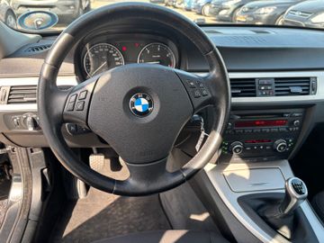 BMW 318 - 11