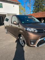 Toyota Proace (Verso) 2,0-l-D-4D 130kW L1 Family Co... - Toyota mit Diesel-Antrieb: 1.4