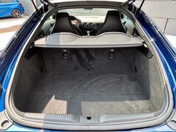 Fahrzeugabbildung Audi TT 2.0 TFSI Coupe s-Line Leder Virtual MatrixLED
